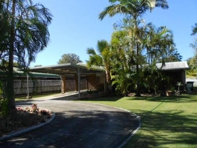 Family Home in quiet Andergrove Location!