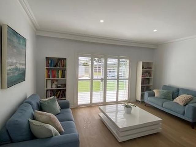 Family Home In Quiet Cul De Sac In Burleigh Waters!
