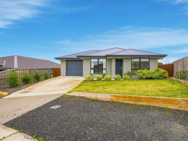 Family Home in Quiet Risdon Vale