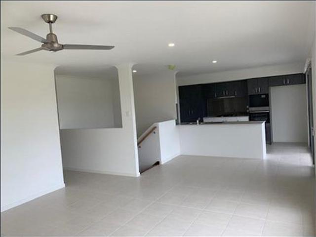 Family Home in Riverstone Crossing With Access to Tennis Courts and Pools