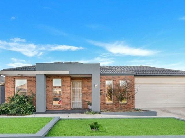 Family Home in Saltwater School Zone!