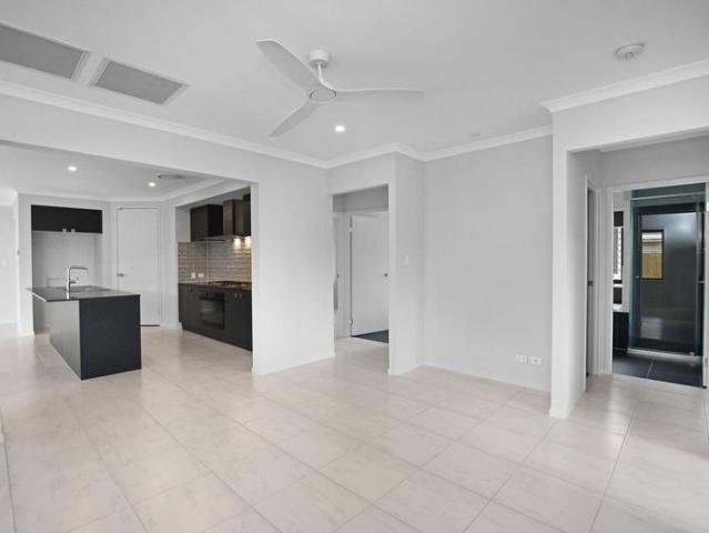 Family Home in Sought After Everleigh Estate – Greenbank