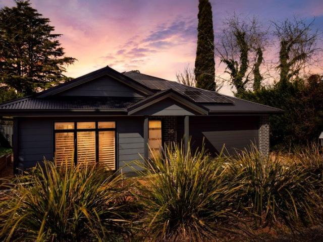 Family Home in Sought After South Katoomba