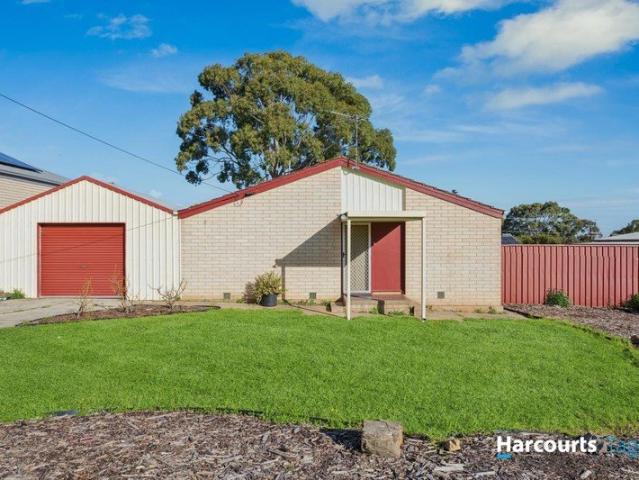 Family Home Large Block Convenient Location