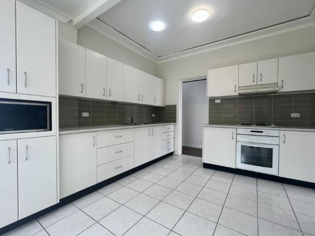 Family Home Located In Moorefield Estate