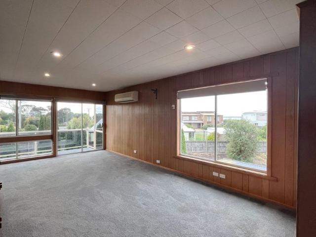 Family Home near the Beach!