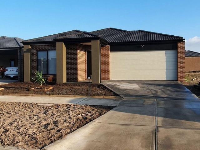 Family Home Next To Wallan Station