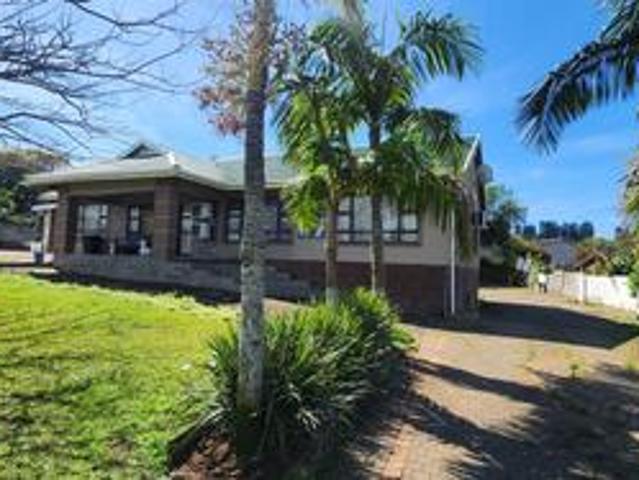 family home on the market in widenham