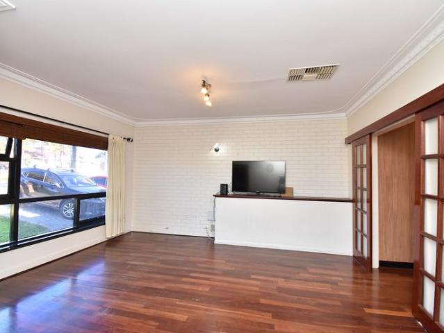 Family Home on a Generous 808m² Block
