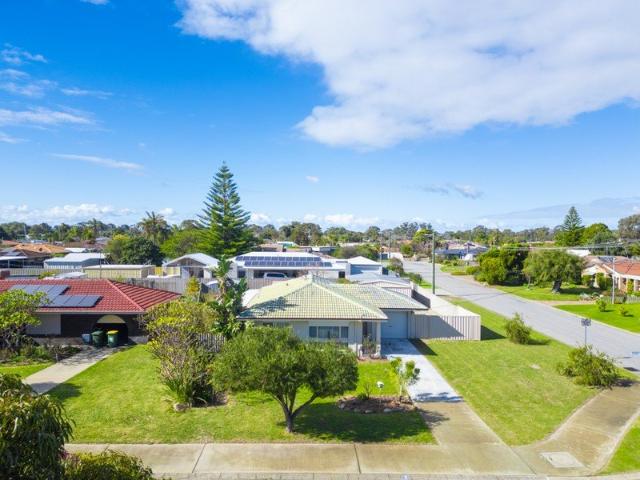 Family Home on a Huge Corner Block with 9.3m x 6.1m Powered Workshop & Side Access