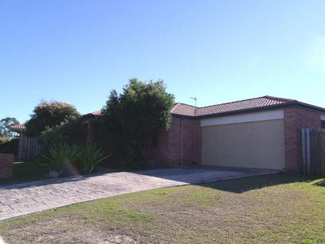Family Home On A Quiet Street And Close To Everything!