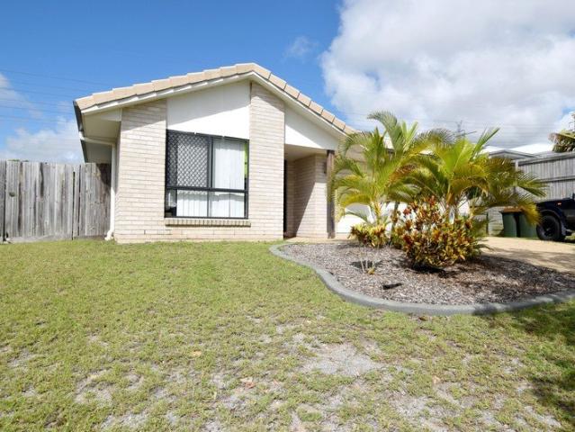 FAMILY HOME ON LARGE BLOCK IN LITTLE CREEK