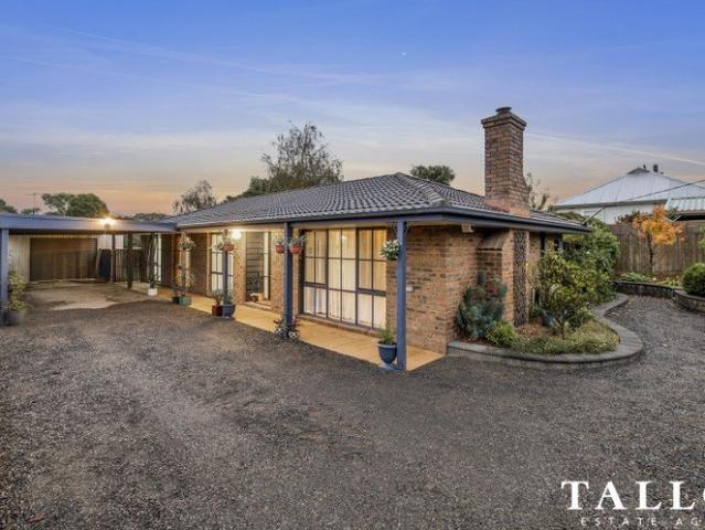 Family Home on Quarter Acre