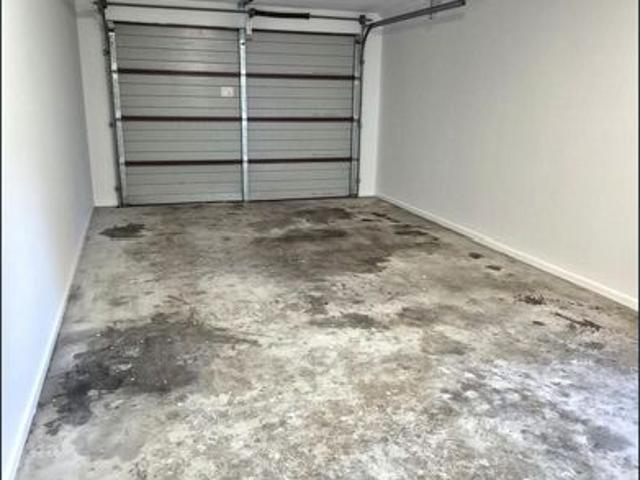Family Home Only Minutes to Bribie Island!