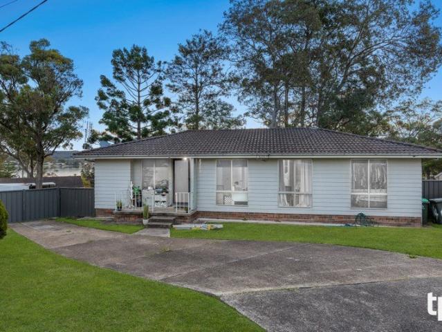 Family Home or Smart Investment on a Bumper Cul de Sac Block with Duplex Potential STCA