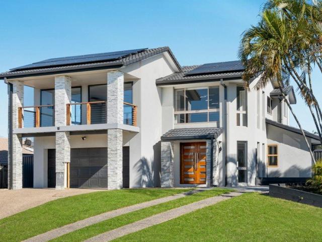 Family Home + Pool, Elevated Position with 180 degree GC Skyline Views Perfect Position Close to All Amenities A Must Inspect!