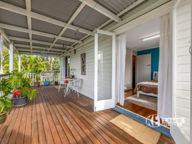 Family Home Plus Studio, Nambour Heights Classic
