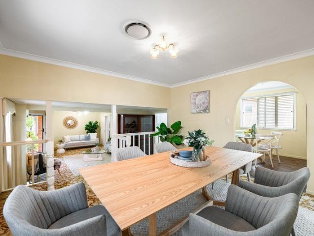 Family home plus 1 Bedroom Self Contained Granny Flat