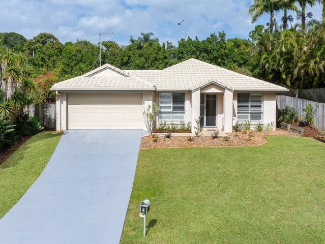 Family Home Quiet Cul de sac Immaculate