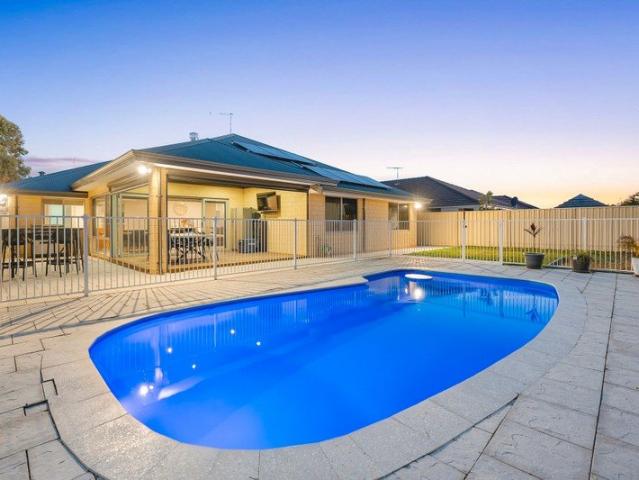 Family homes this size are hard to find! An opportunity not to be missed