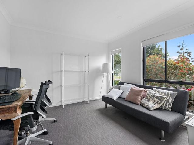 Family Haven in Prime Pimpama Location!