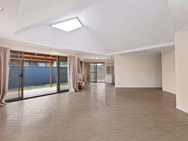 FAMILY HAVEN IN QUIET CUL DE SAC