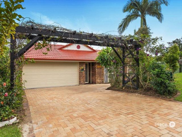 Family Oasis & Effortless Lowset Living in a Peaceful Location | 3 MINS WALKING DISTANCE TO JOHN PAUL COLLEGE