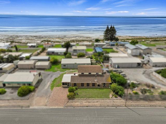 Family or Holiday Home by The Sea
