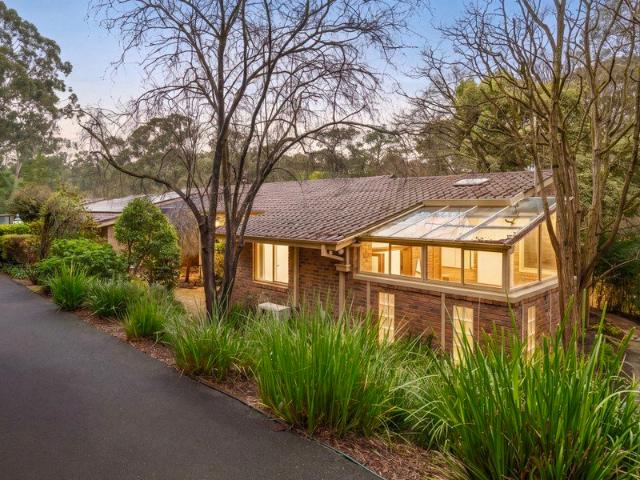 Family Living Meets Tranquility on Three Private Acres