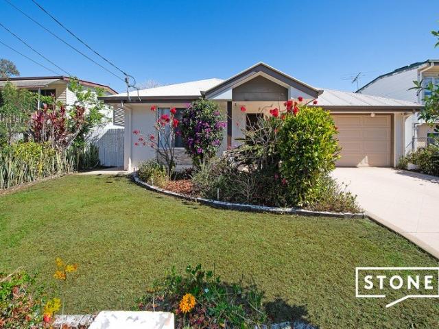 Family Living on a Generous 759sqm Block!