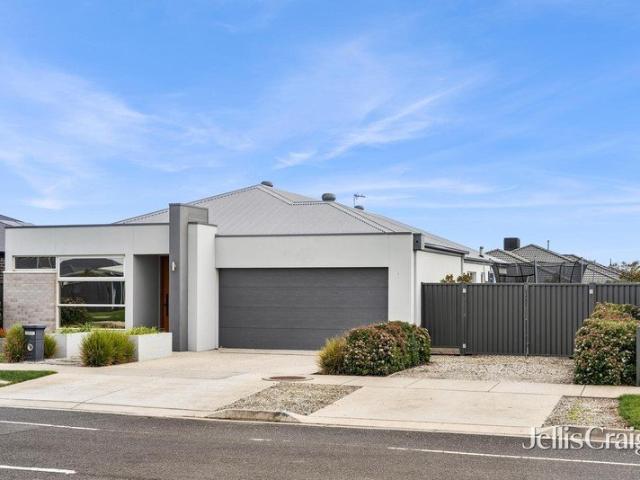 Family living on 632sqm with exceptional side access