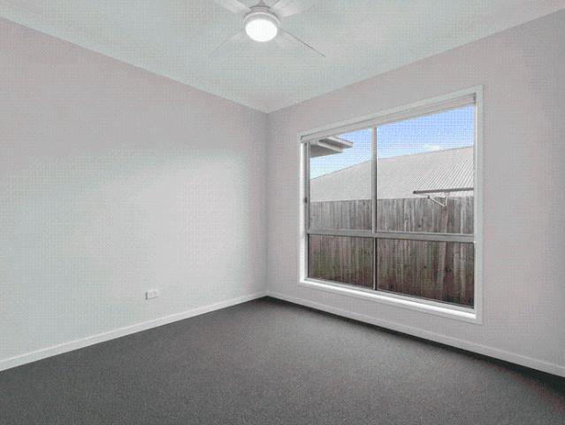 Family Living Opposite the Park in the Heart of Ormeau Hills!