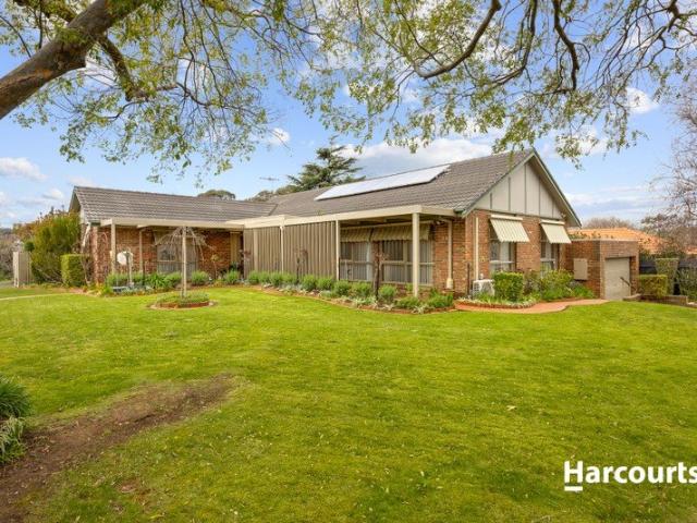 Family Living at Its Best in a Prime Berwick Location