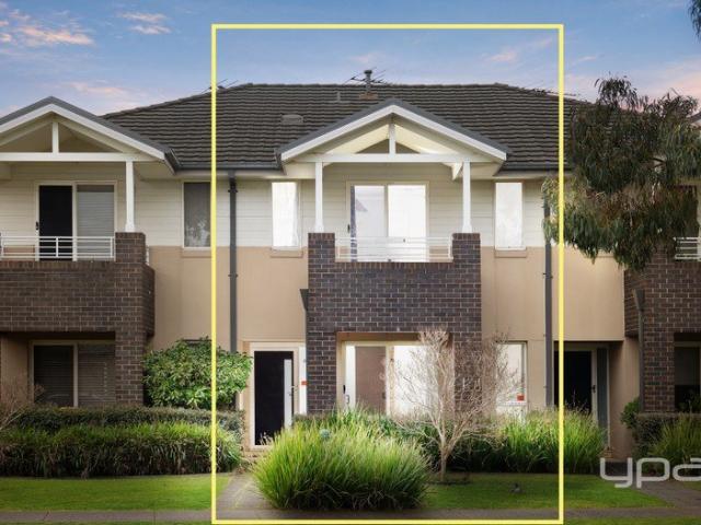 Family Living at Its Finest in the Highly Sought After Alamanda School Zone!