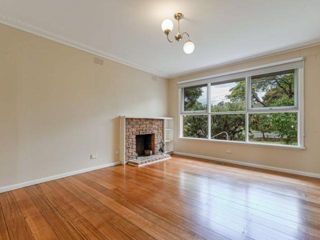 Family Living and Fantastic Location