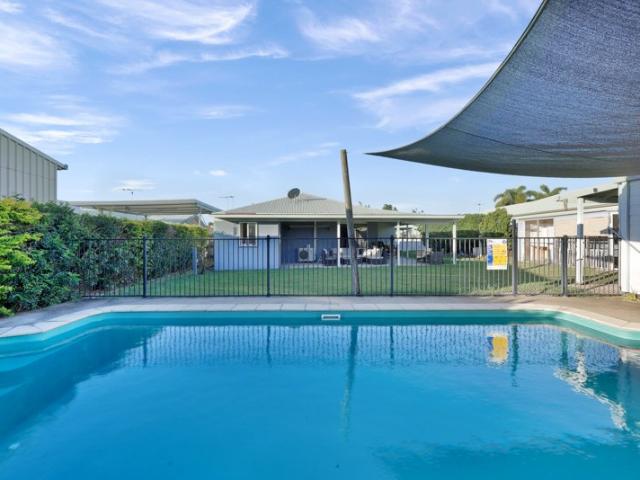 Family Living by the Beach with a Pool, Side Access & Private Retreat