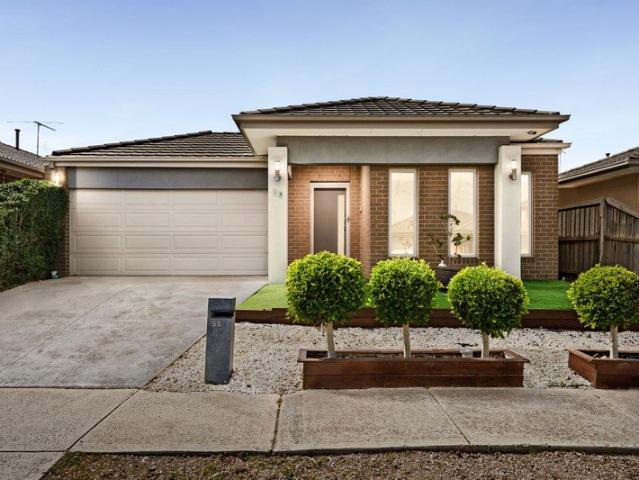 Family Living Designed to Bring Everyone Together