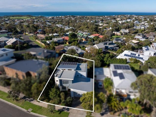 Family Living Elevated Ocean Views, Space & Lifestyle
