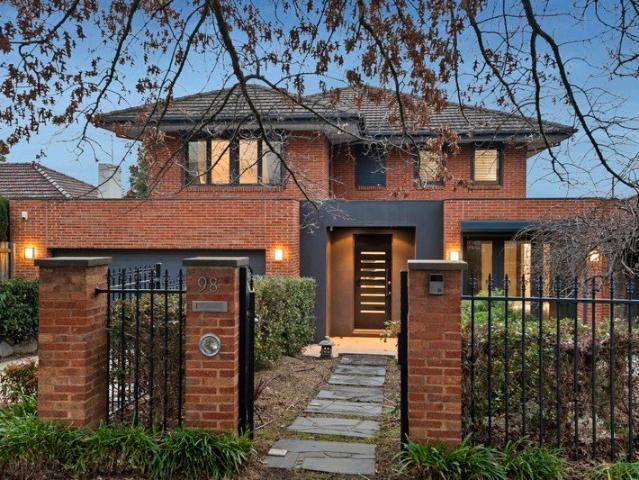 Family Living Elevated, Balwyn High Zoned