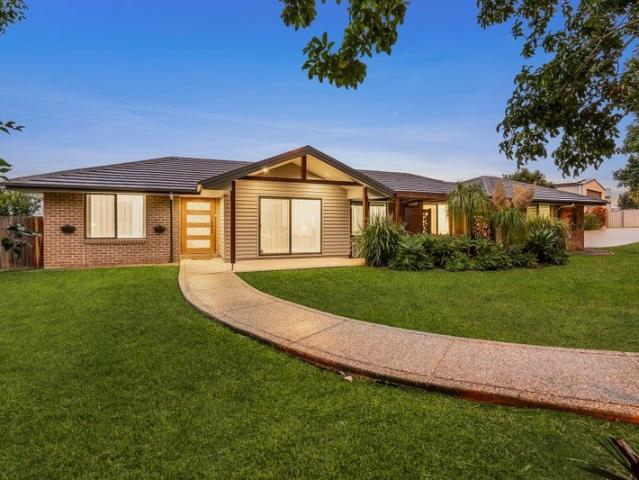 Family Living, Entertainer's Lifestyle & the Ultimate Shed Package!