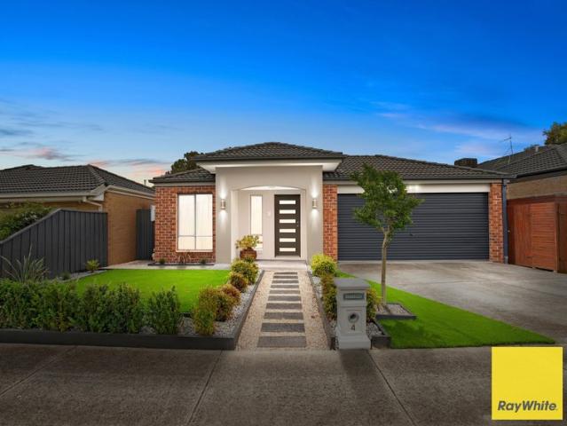 Family Living, Entertaining & Convenience in One Perfect Package