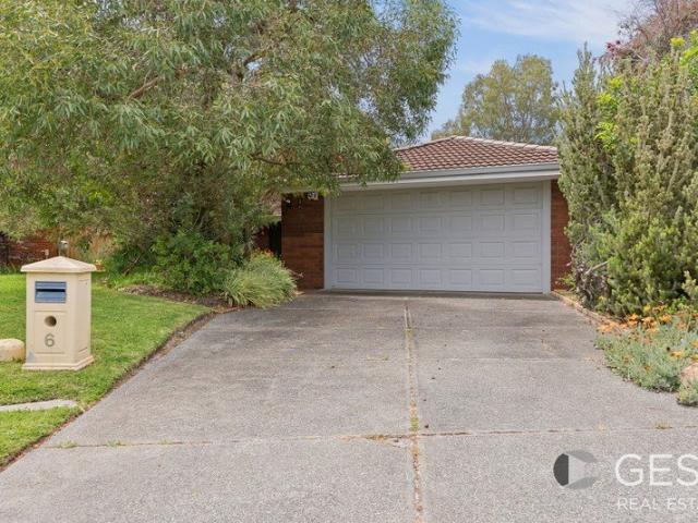 Family Living, Entertaining & Poolside Enjoyment in North Ballajura!