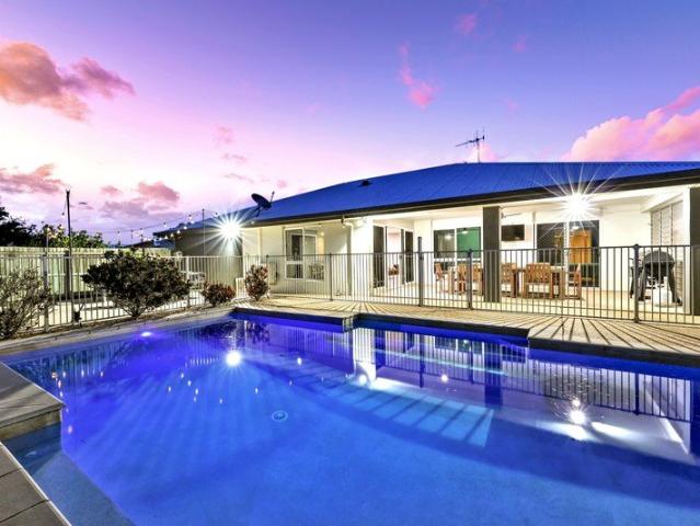 FAMILY LIVING & ENTERTAINING STARTS HERE