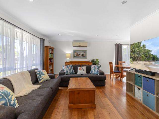 FAMILY LIVING & GREAT LOCATION