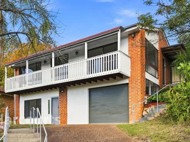Family Living Ideal for Entertaining