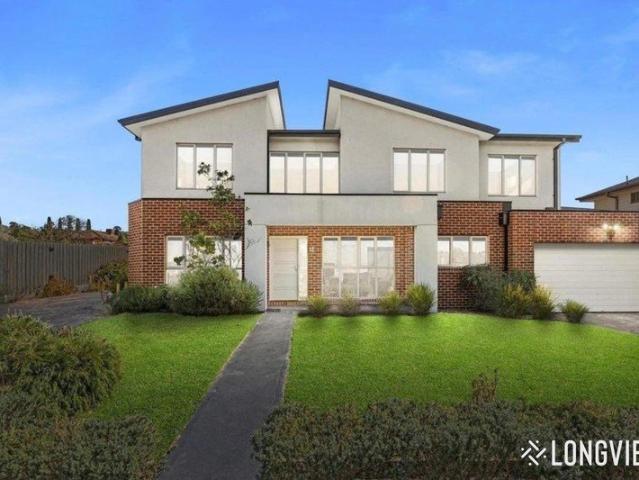 Family Living in A Connected Lilydale Pocket