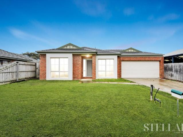 Family Living in a Convenient Location!