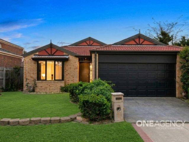 Family Living in a Desirable Seabrook Location