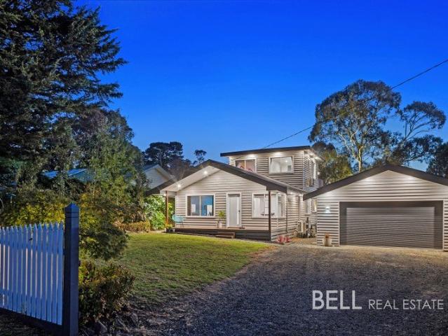 Family Living in a Fabulous Walk to Everything Location