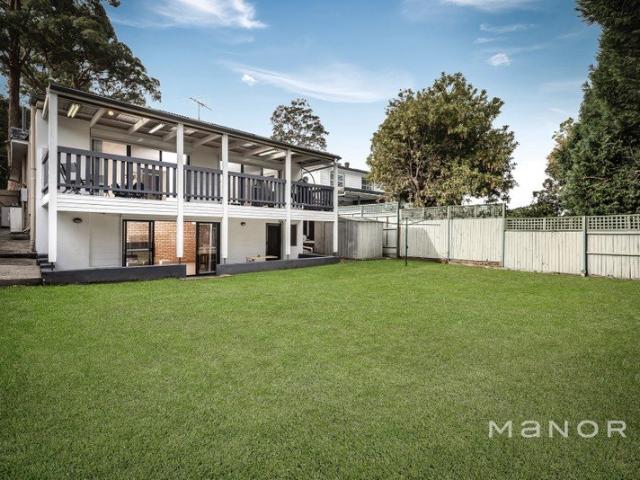 Family Living in a Peaceful Winston Hills Setting